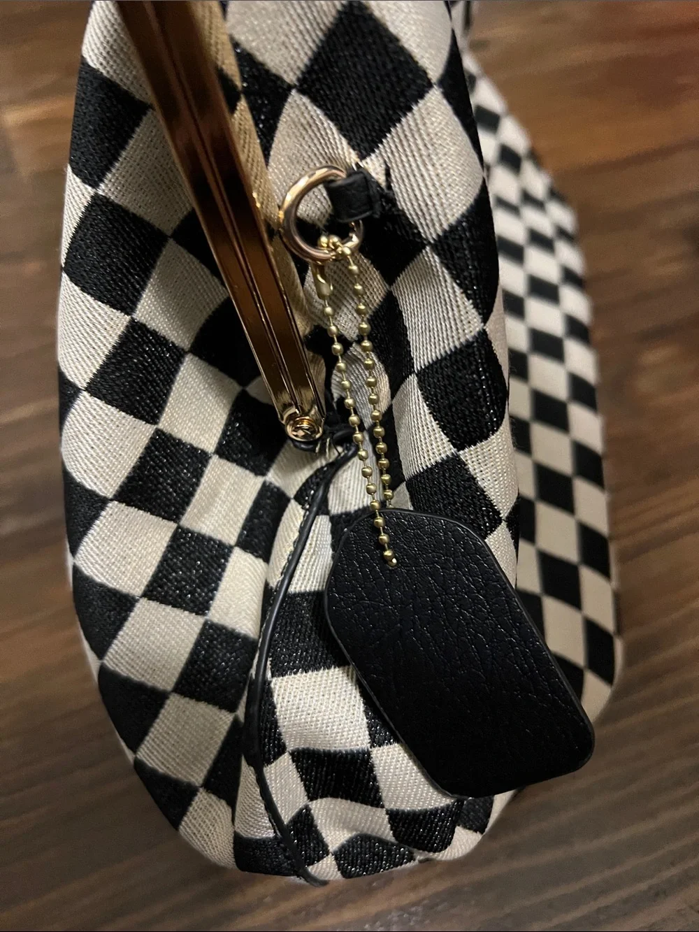 Kisslock Checkered Frame Shoulder Bag